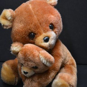 Vintage Russ Berrie Co Korea No 608 Brown Plush Mom & Baby Teddy Bear Hugs 10"